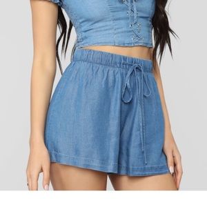 BNWT fashion nova shorts
